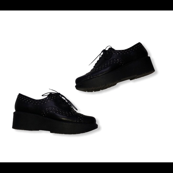 SOLD Stuart Weitzman Zealous studded platform - Picture 2 of 5